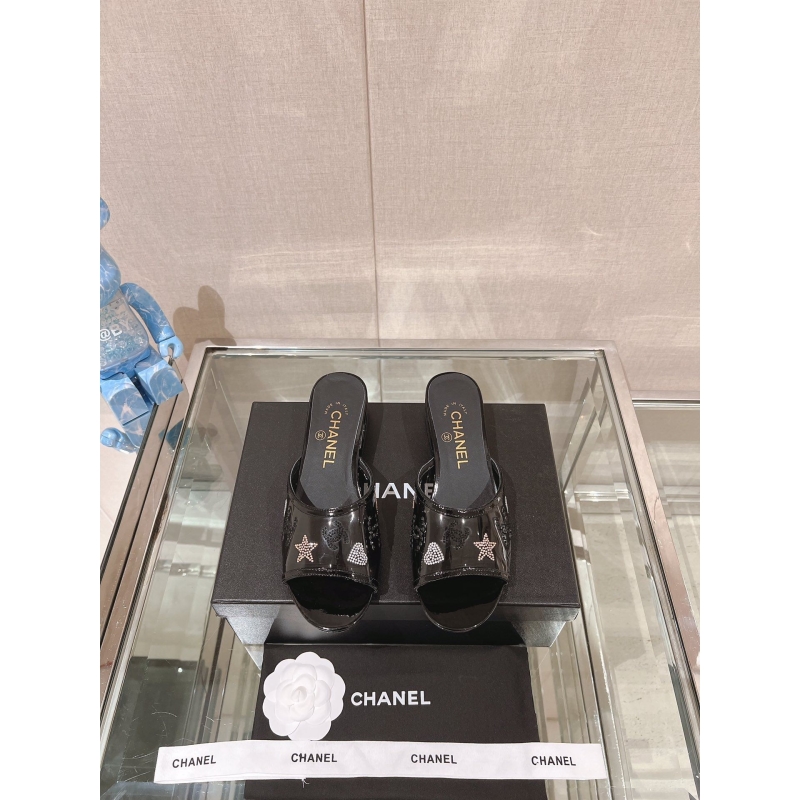 Ch*el slippers